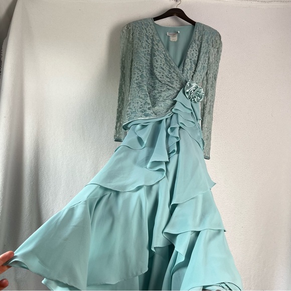 Vintage 70 80s Cheryl Kaye Sea Green Lace Asymmetric Cascading Ruffle Wrap Dress - Picture 11 of 16
